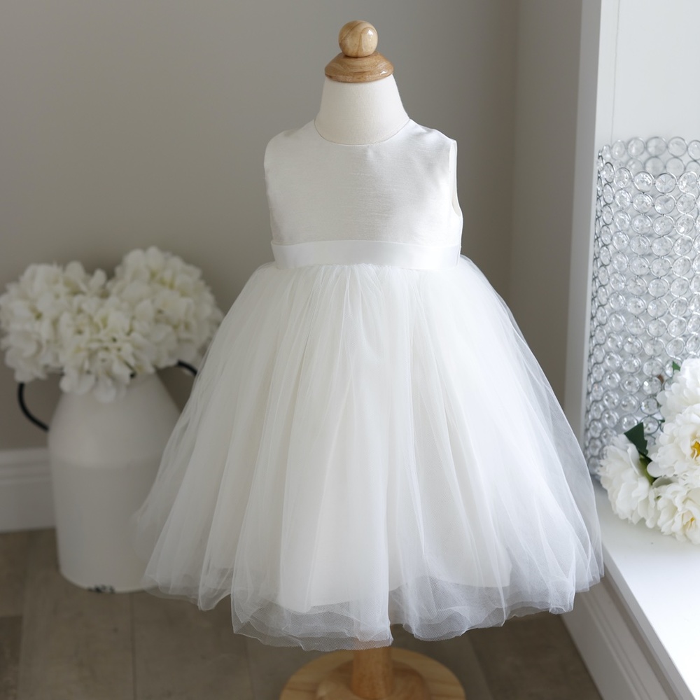 Ivory Flower Girl Dress Silk Blend Tulle Satin Ribbon Sash NWT LOVELY!